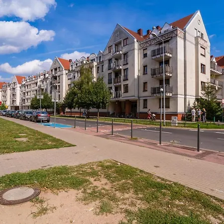Sleepway Apartments- Szyperska 포즈난